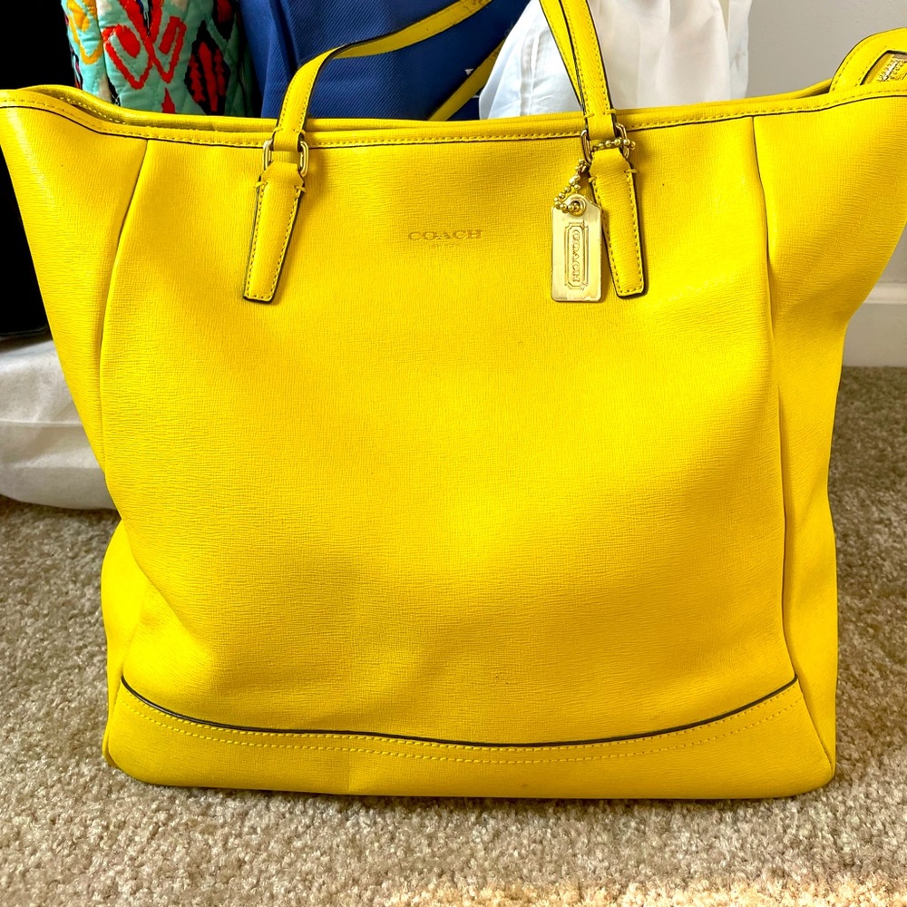 Coach Saffiano XL Tote bag